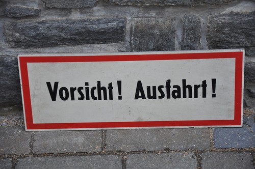 Altes schild ddr vorsicht - altes, ddr,vorsicht